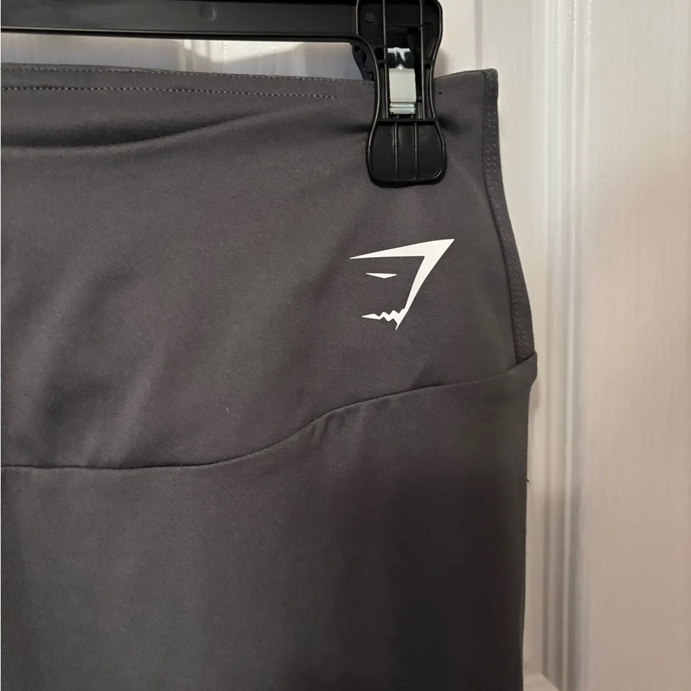 Gymshark Training Leggings in Asphalt Gray size medium - Image 2