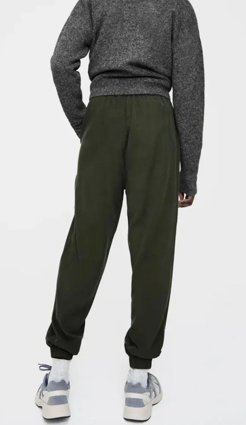 NWT  Paperbag Jogger Khaki High-Waisted Pants - Image 4