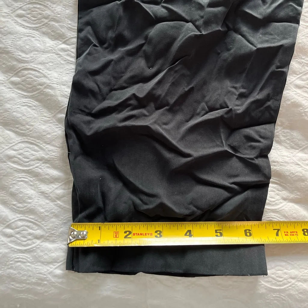 NWT: Ingrid & Isabel nursing friendly Elegant Black Jumpsuit Size M - Image 4