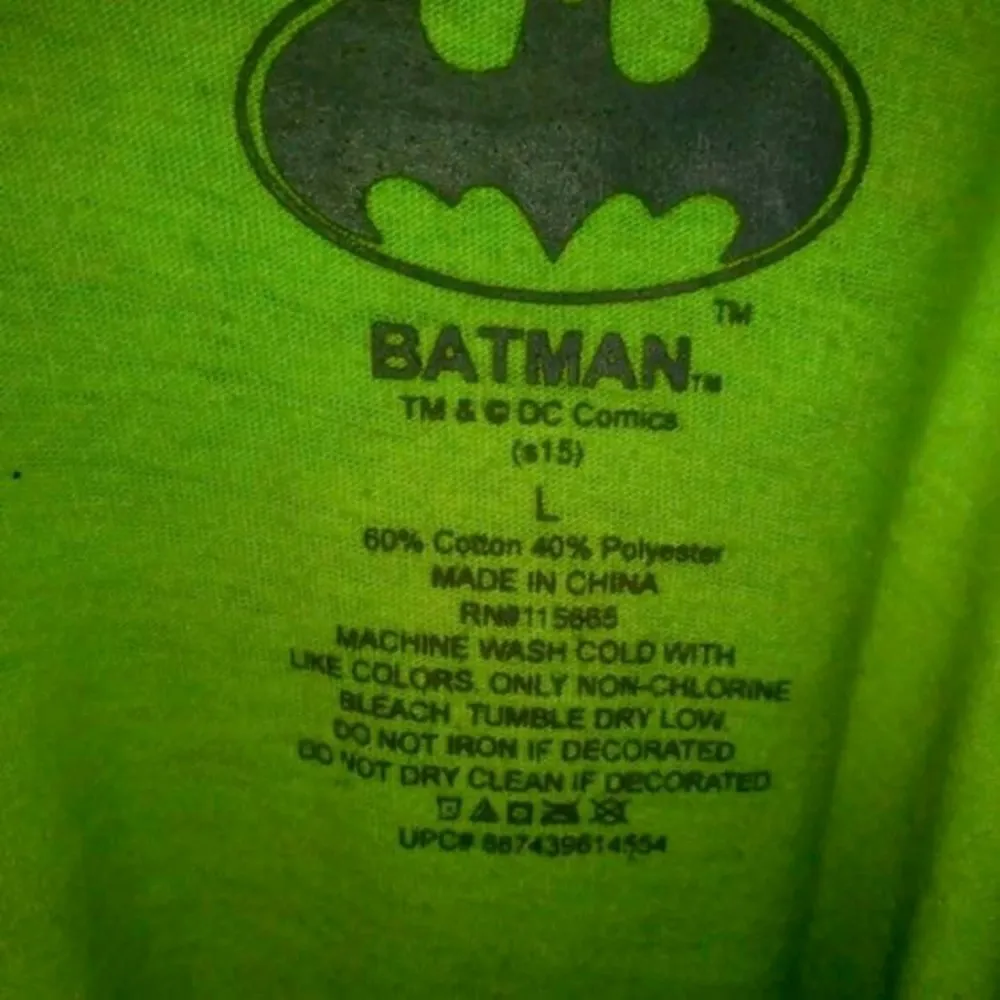 Authentic Batman TM & DC Comics high low crop top Green Size L - Image 4