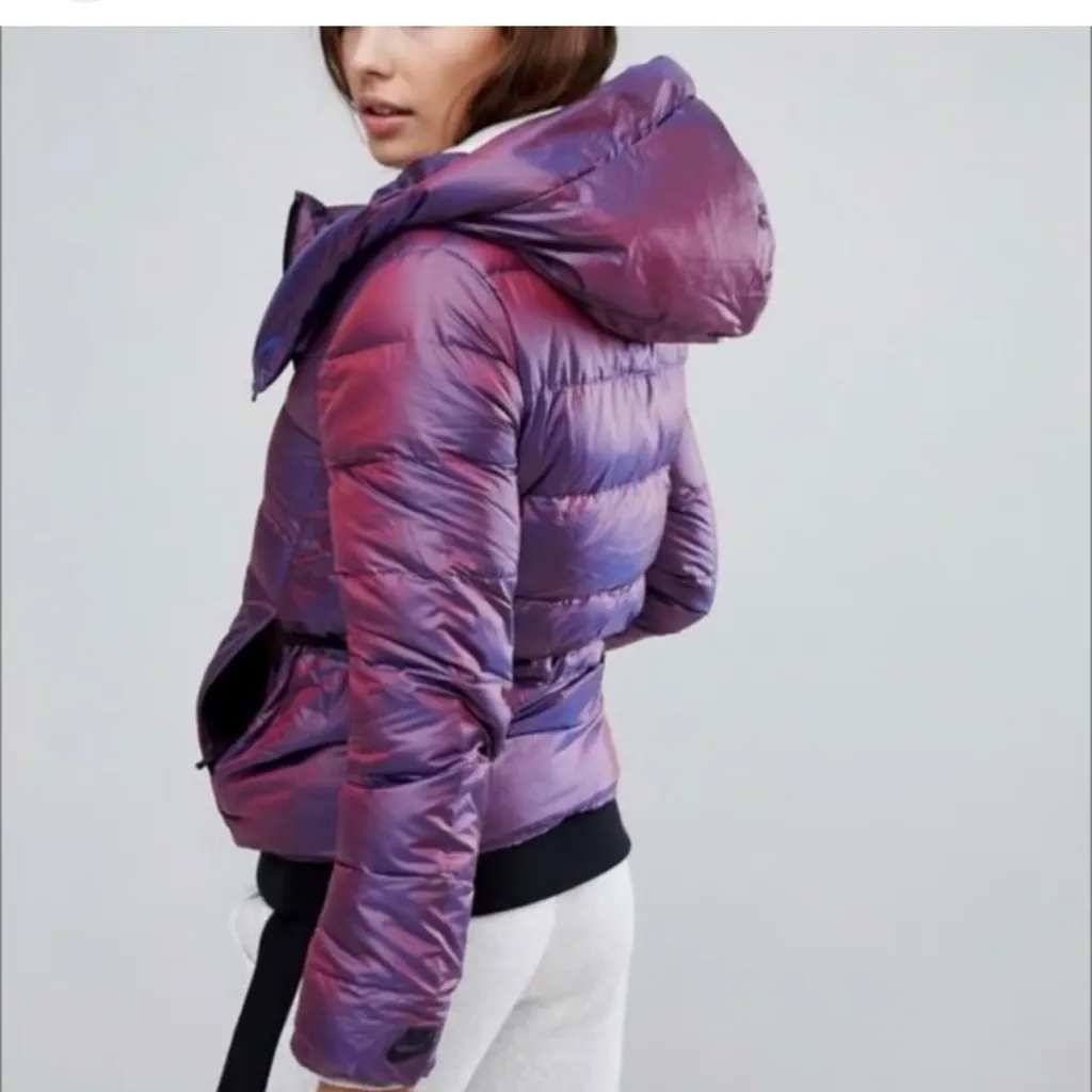 Nwot Nike Sportwear Down Filled Puffer Jacket in Metallic Purple Size Small - Image 2
