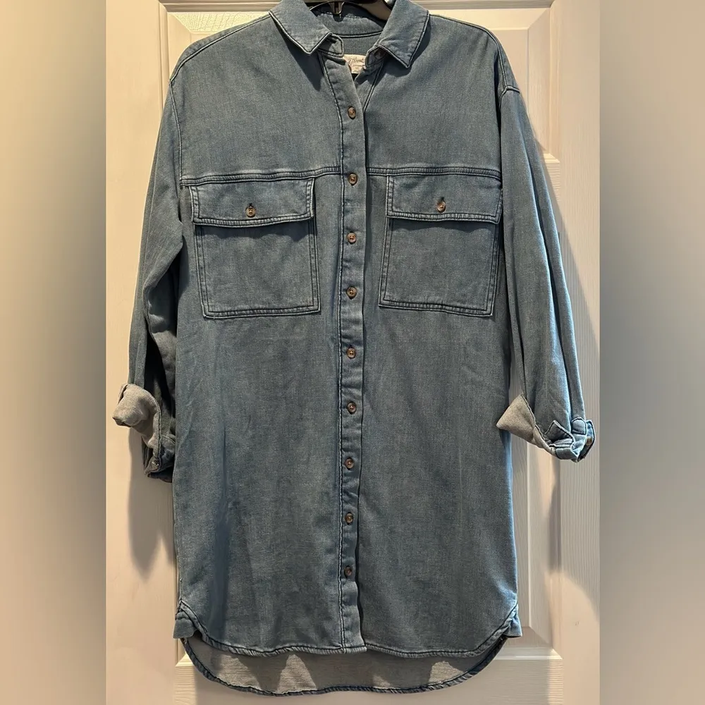 Universal Thread Denim dress. Size M - Image 2