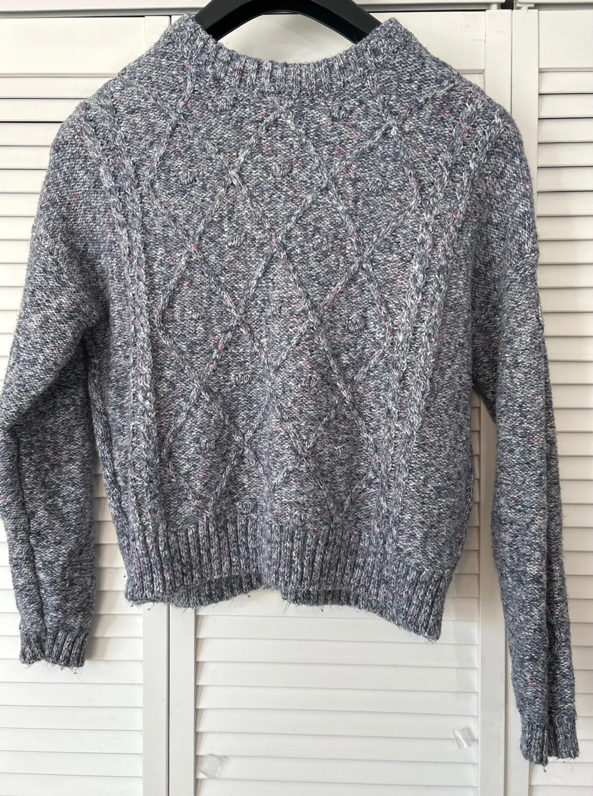 Time and Tru Womens XL Cable Knit Sweater Crew Neck Blue Pink Pullover - Image 1