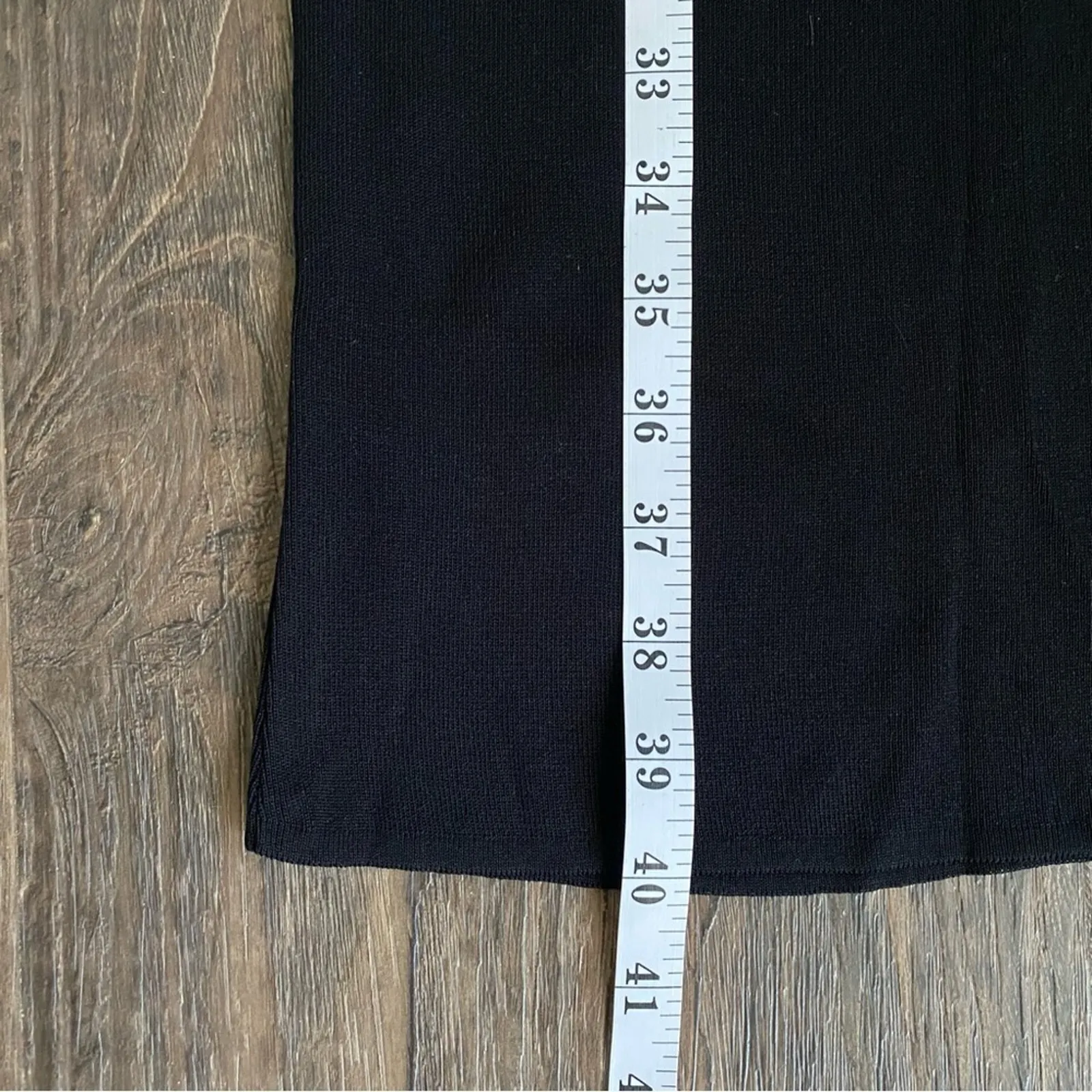 Exclusively Misook Sleeveless Black Dress - Image 10