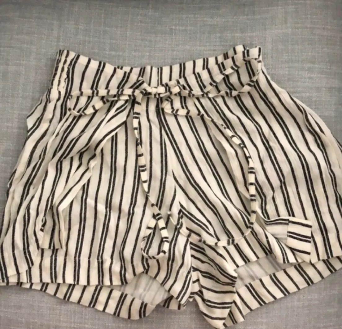 Tilly's Shorts - Image 2