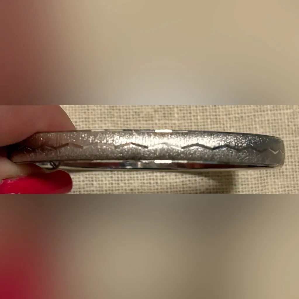 NWT Monet Vintage Silver Frosted Zig Zag Etched Bangle - Image 4