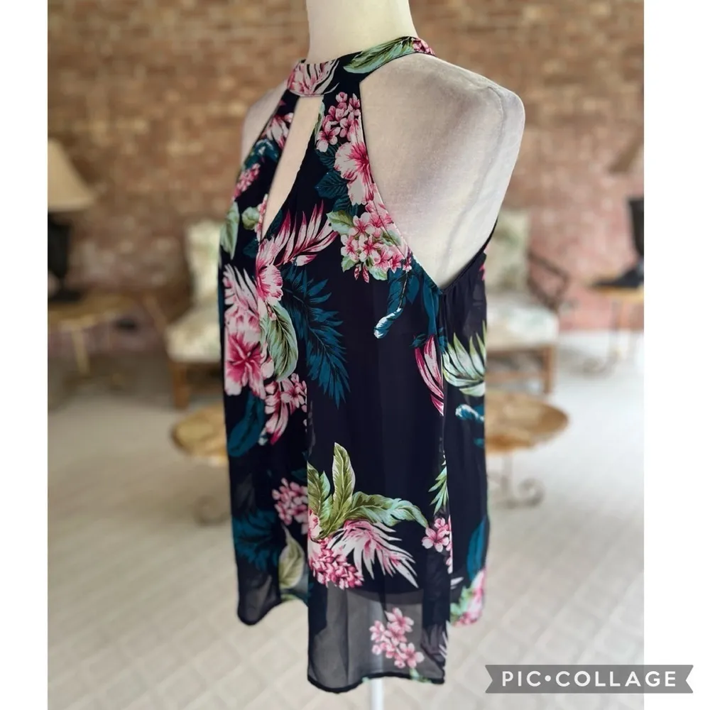 NEW Japna Top High Neck Keyhole Blue Floral Halter L Sleeveless Chic Resort - Image 6