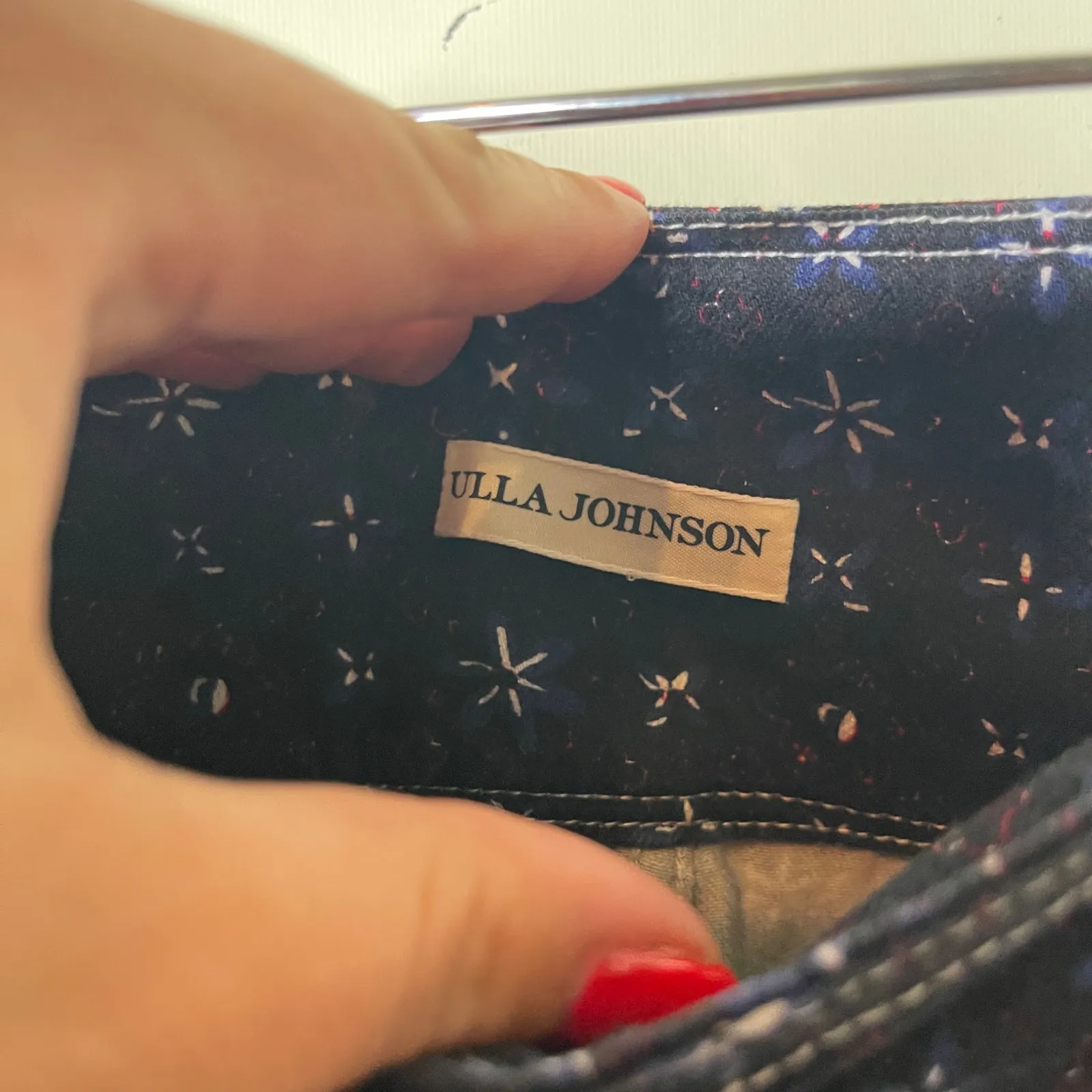 ULLA JOHNSON High waist cropped wide leg Ellis Jeans In Blue Floral Sz 4 - Image 3