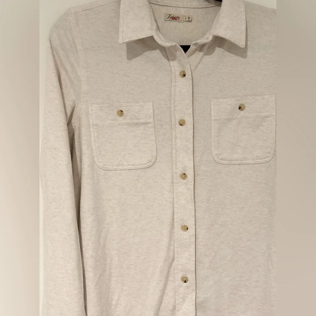 Faherty Women’s Legend Sweater Shirt Long Sleeve Button Down Off White - Medium - Image 2