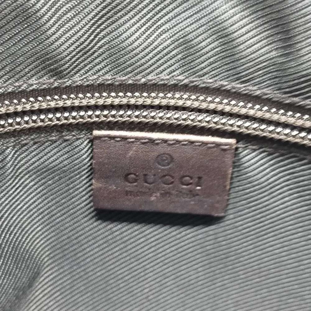 GUCCI Supreme Monogram Coated Canvas Leather Crossbody Messenger Bag Authentic - Image 12