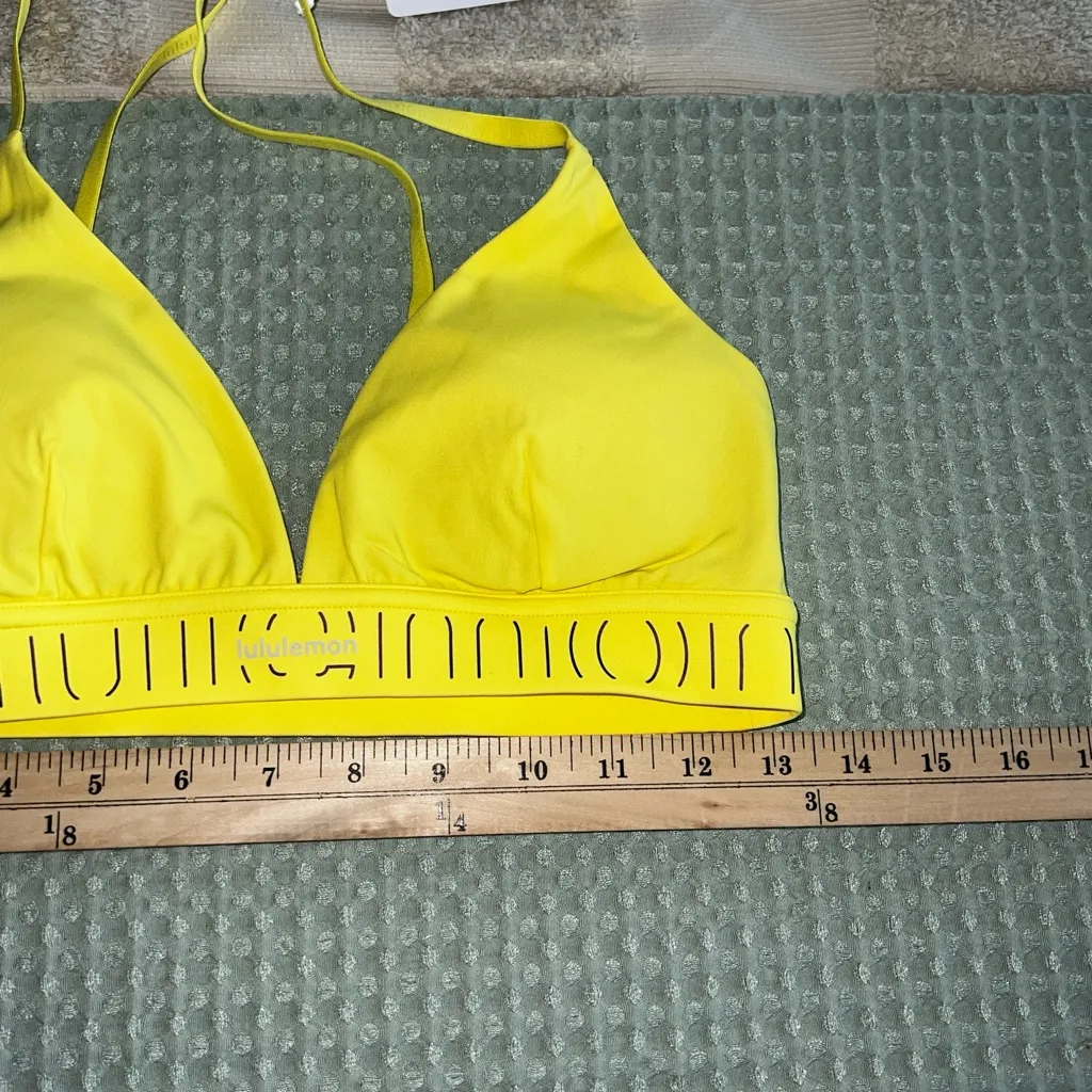 NWT Lululemon | size 8 | license to train triangle bra - Image 2