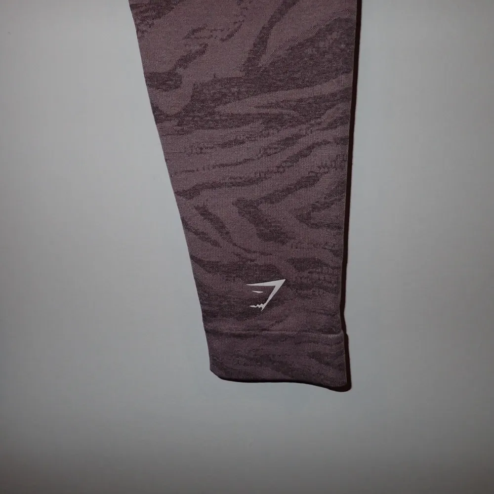 Gymshark Adapt Animal Zebra Purple and Pink Seamless Leggings - Image 9