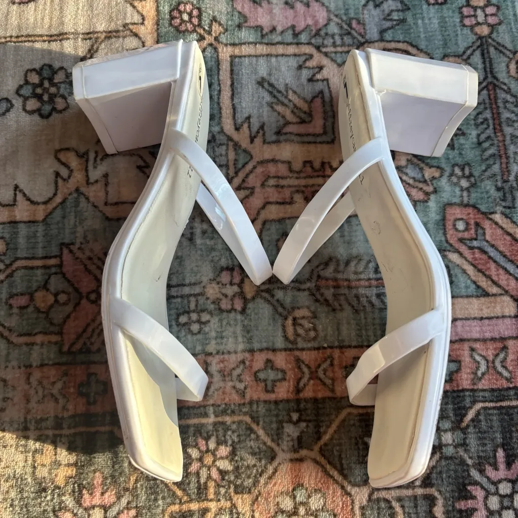 Jeffrey Campbell Women’s Jamm-3 Jelly Slide Sandal in White size 7‎ Chunky Heel - Image 3