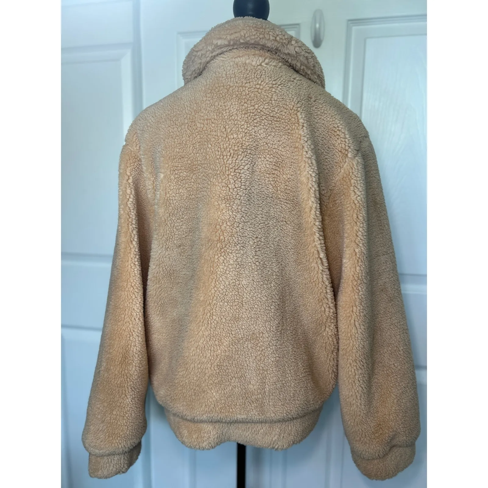 Elodie Womens Cozy Sherpa Fleece Teddy Jacket Full Zip NWT Size Medium Beige‎ - Image 5