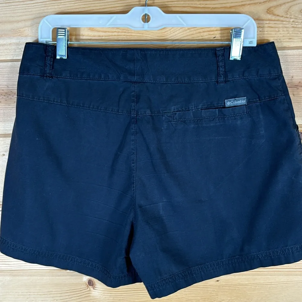 Columbia Women's Flat Front 100% Cotton Shorts, Size 10 - Image 3