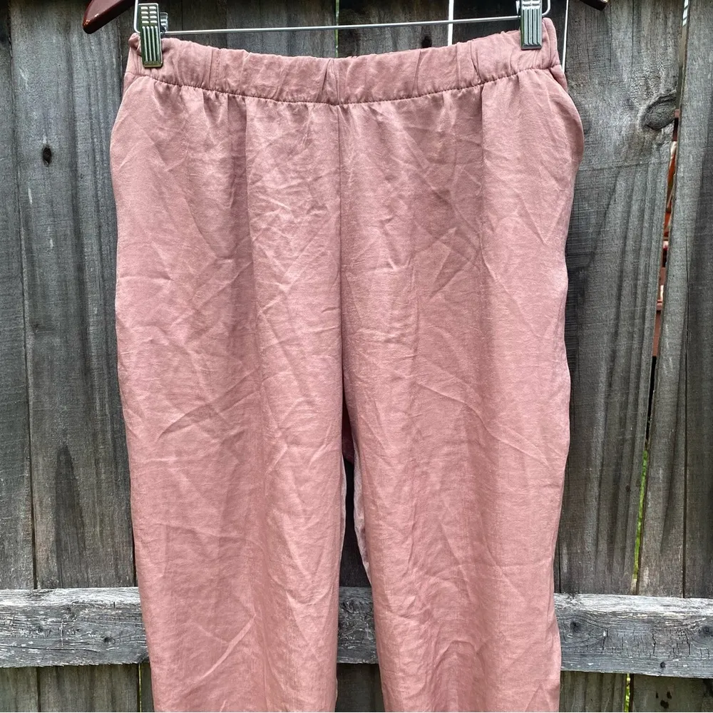 UO Le Lis Blush Satin Peasant Jogger Pants size Large - Image 7