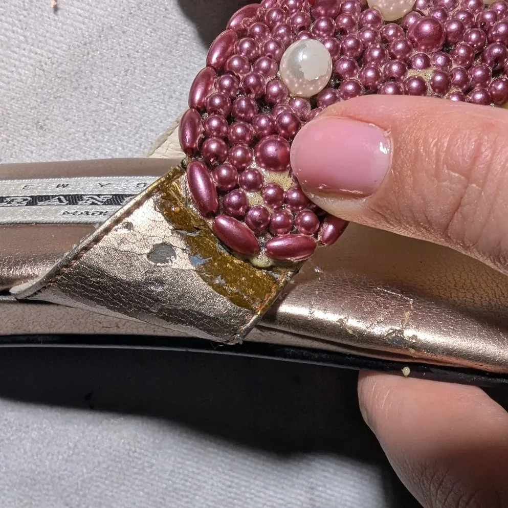 Vtg Y2K New York Transit Pink Beaded Pearl Embellished Toe Post Thong Sandals 7 - Image 4