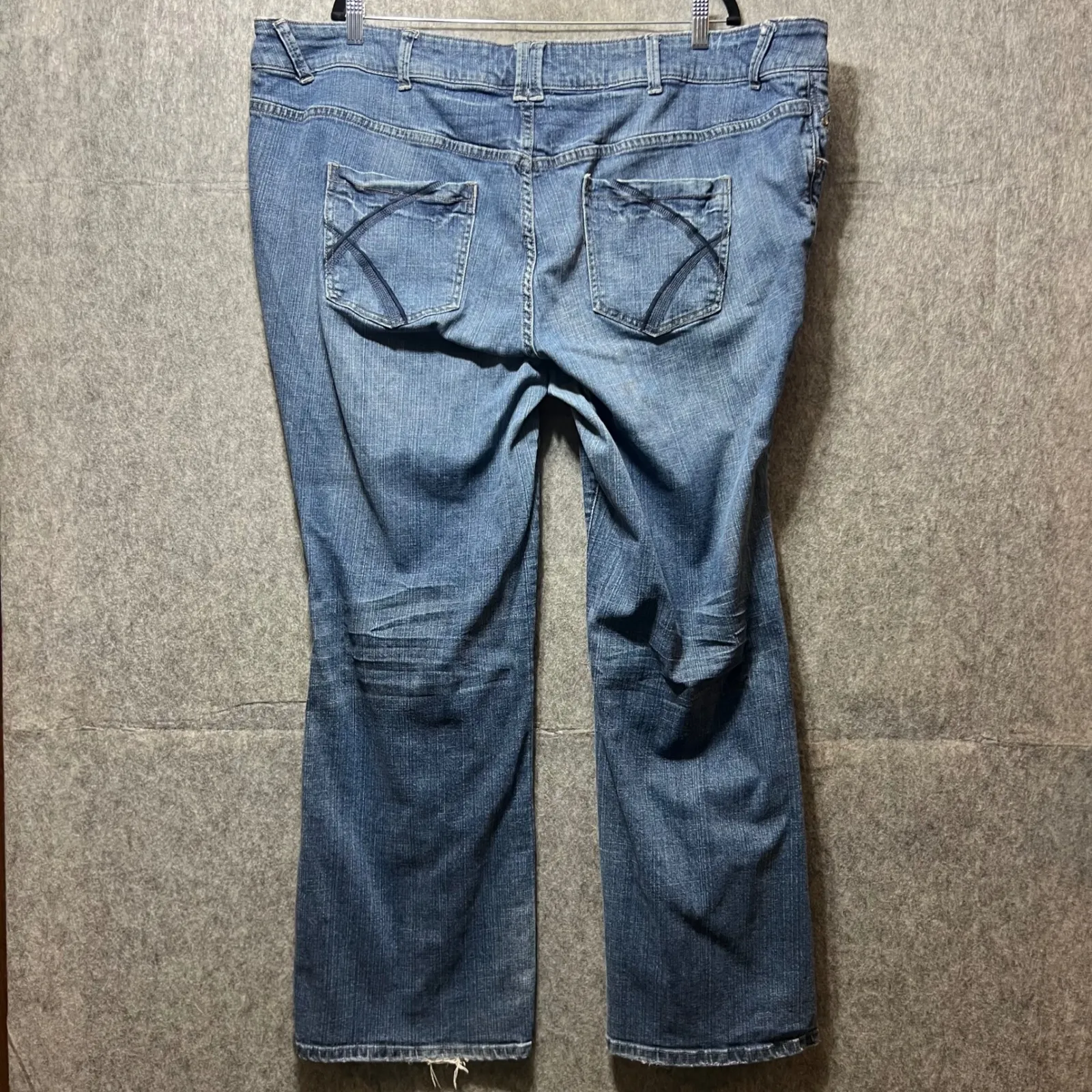 Lane Bryant Distinctly Bootcut Jeans Distressed‎ Denim Plus Size 26 Average - Image 6