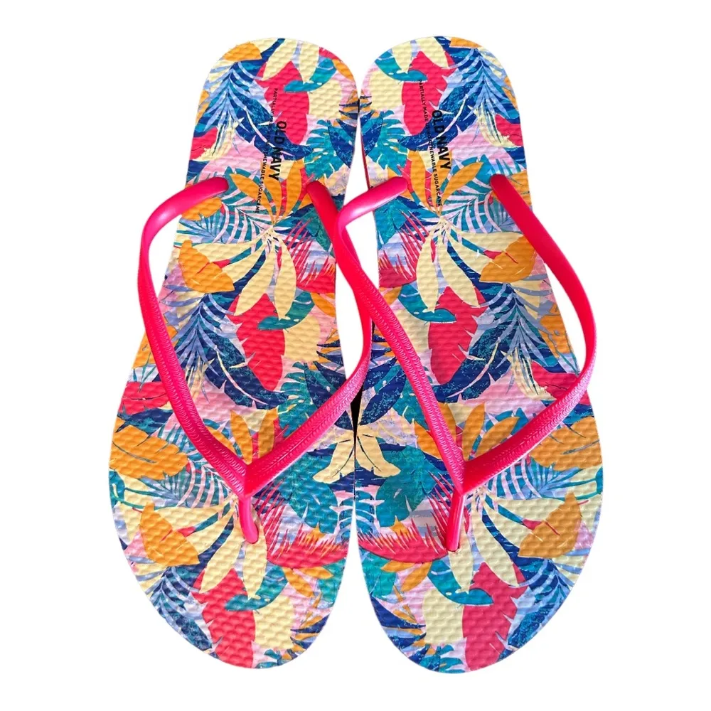 Old Navy Printed Flip-Flop Sandals - Image 2