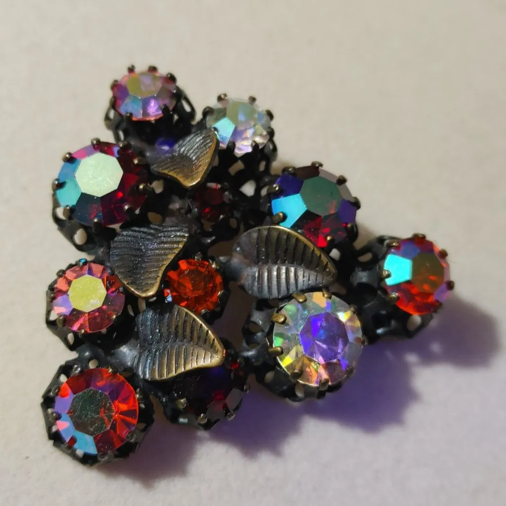 Rhinestone Glass Brooch Vintage Aurora Borealis Brass Toned Leaf Details Accents Purple - Image 12