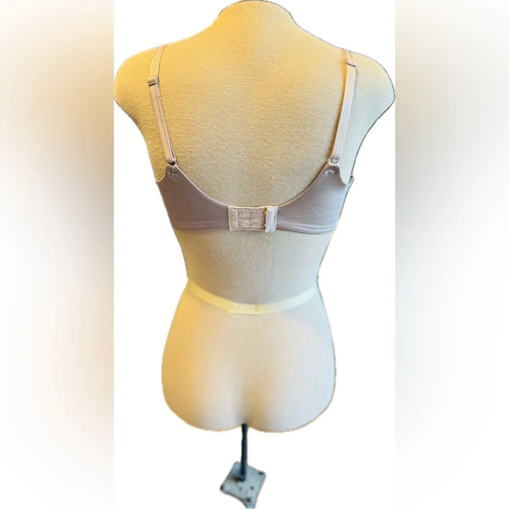 Bali Women’s One Smooth U Smoothing T - Image 2