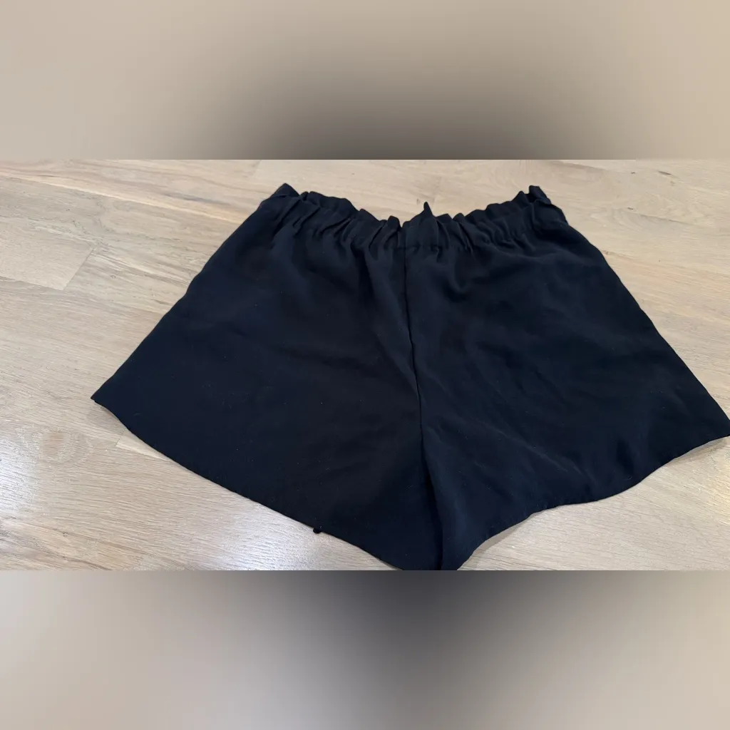 Loft paper bag waist pull on shorts black size large - Image 8