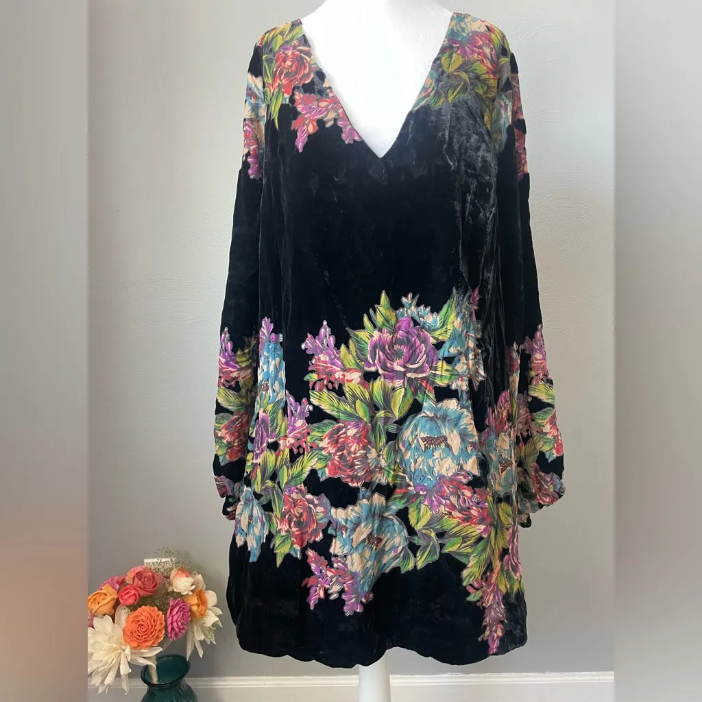 Free People Misha Burnout Velvet Mini Dress Black Floral Boho Whimsigoth V-Neck - Image 4
