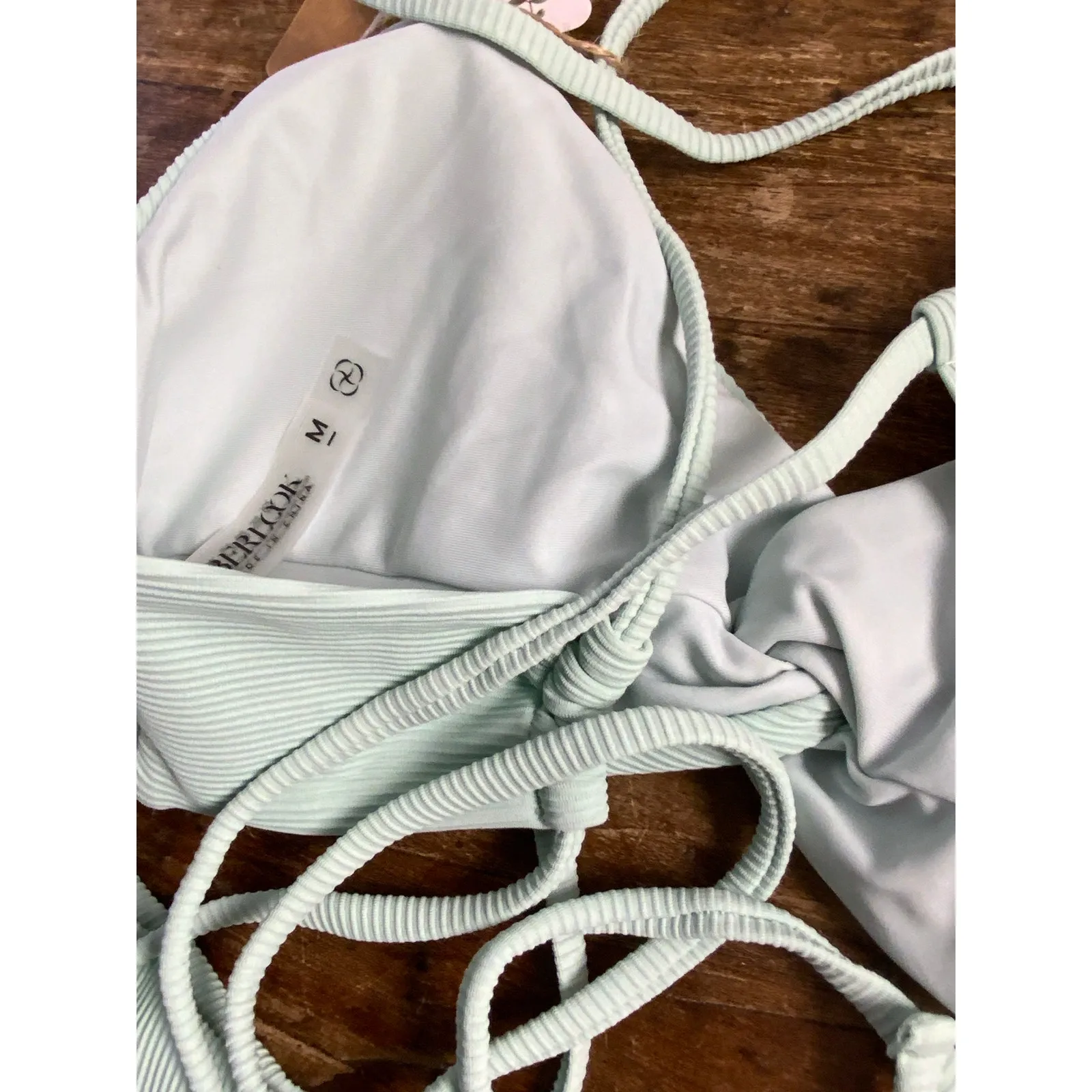 Berlook NWT Twist Backless Bikini Top and Cyan Solid‎ Low Waisted Bikini Bottom Green Size M - Image 6