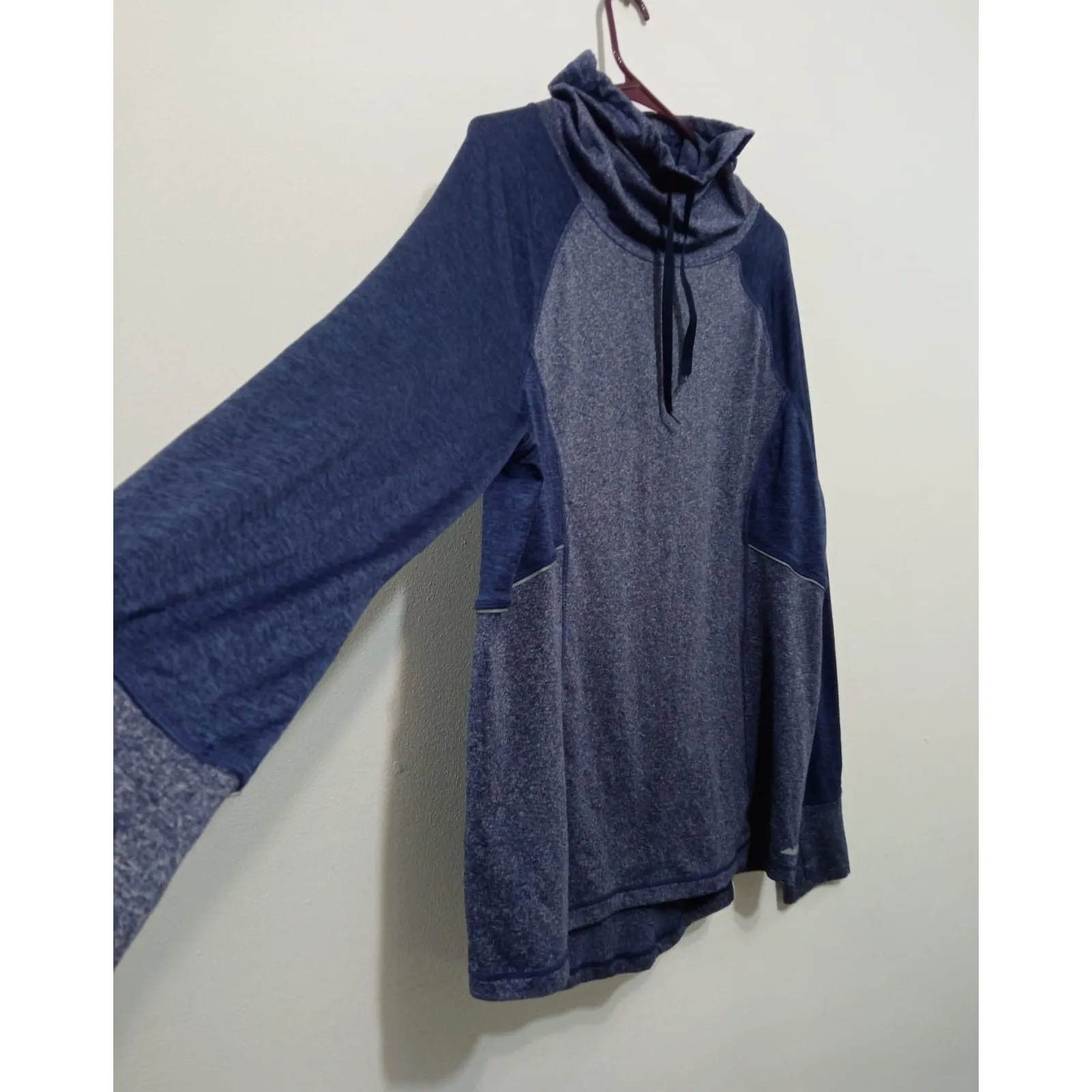 Avia Women's Athletic Top Pullover Blue Drawstring Long Sleeve Funnel Neck XL - Image 5