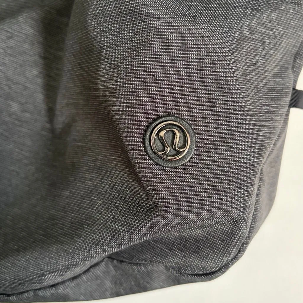 Lululemon Go-Go-Go Tote Gray Black - Image 6