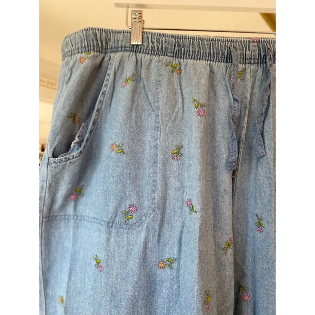 Basic Editions Floral Embroidered Chambray Denim Pants L Cottagecore Boho Lounge Blue Size 2X - Image 10