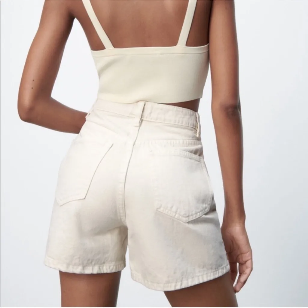 Zara Cream Denim Mom Shorts - Image 2