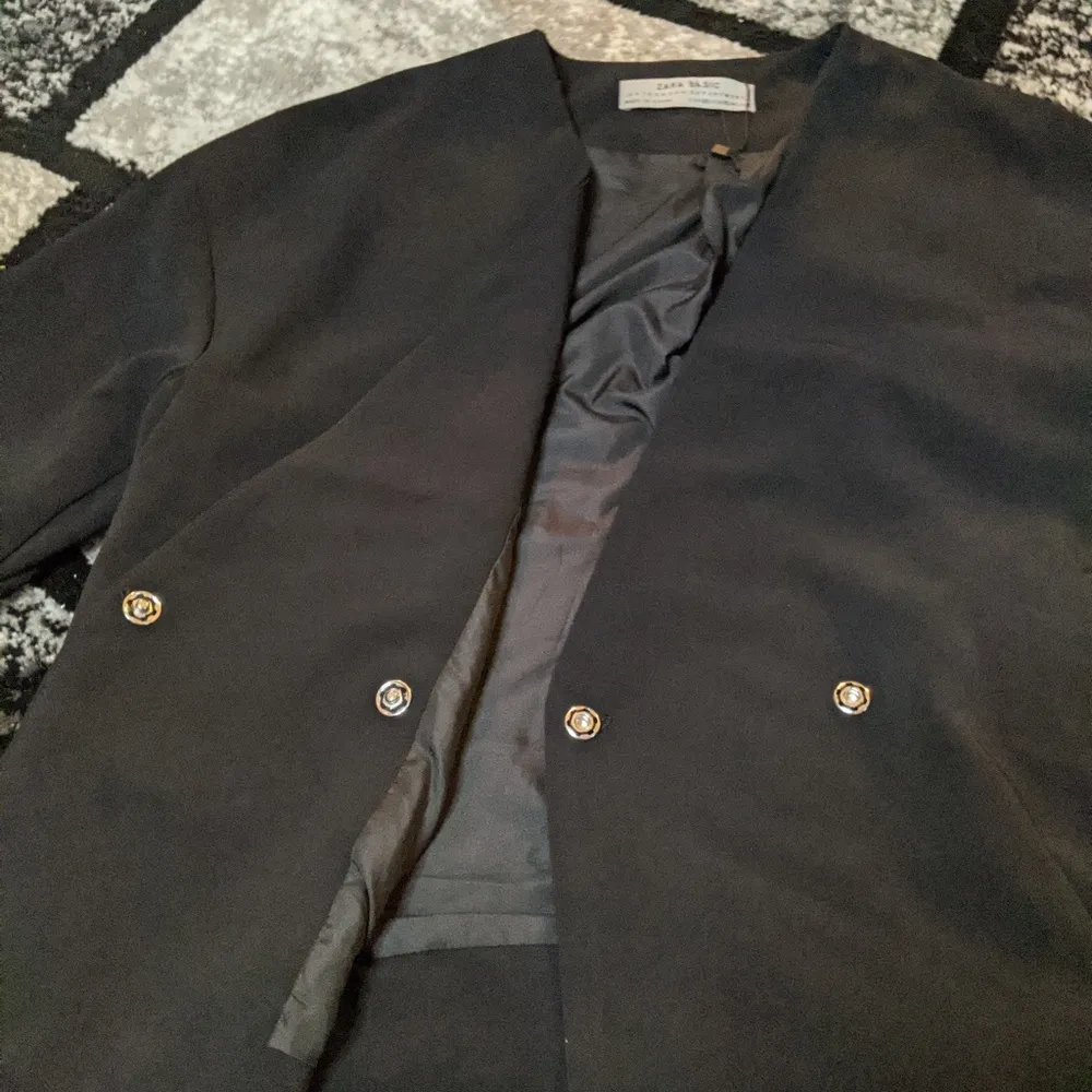 Zara Basic Black Moto Jacket Drapey Minimalist Boxy Buckle Blazer - XS - Image 2