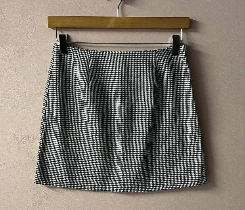 Forever 21 Houndstooth Mini Skirt Size S NWT - Image 9