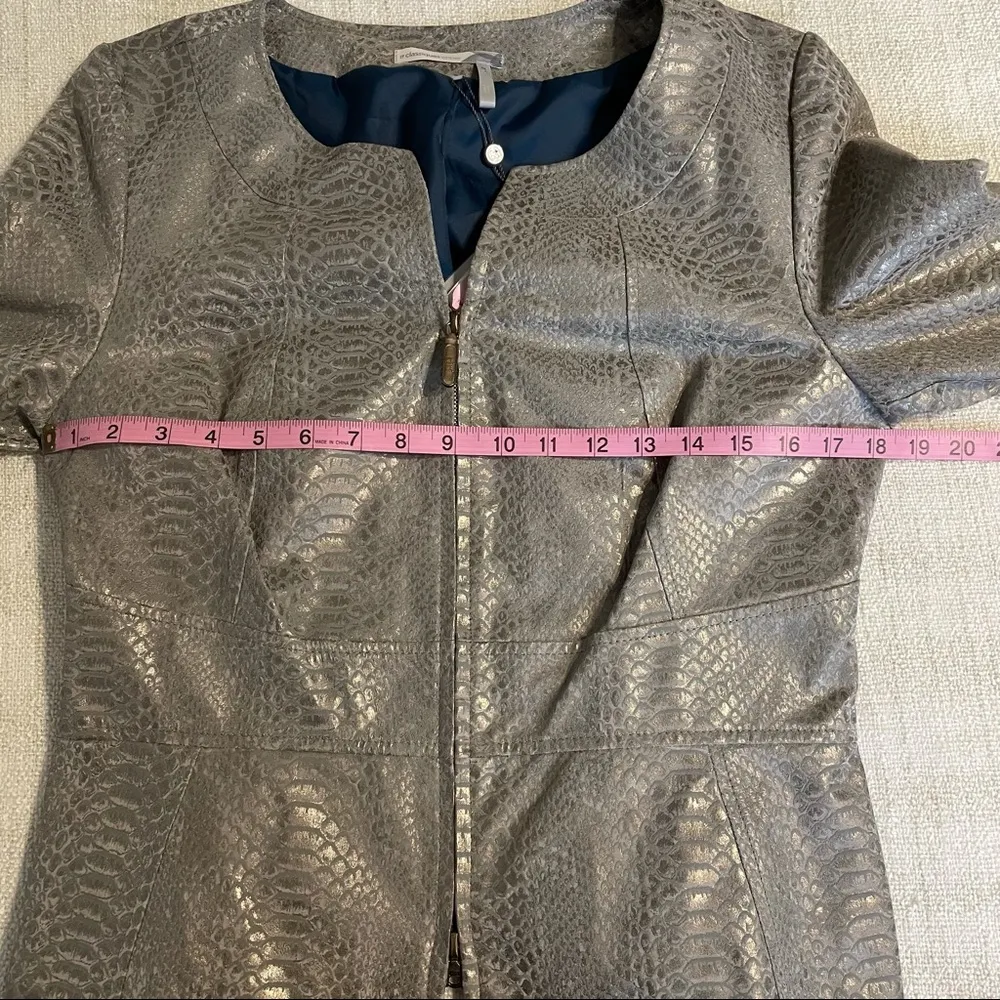 Classiques Entier Women’s Leather Jacket - Image 14