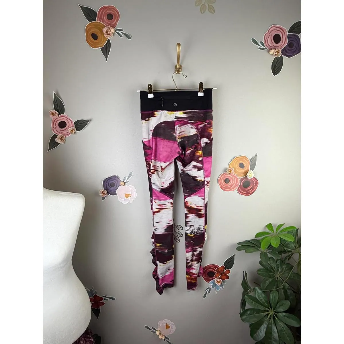 Lululemon Pink Speed Tight IV *Full-On Luxtreme - Size - 2 - Image 7