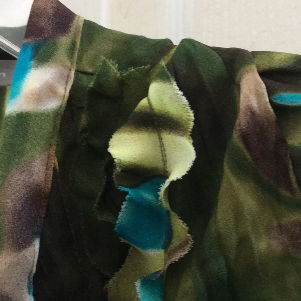 FINAL MARKDOWN Ny collection watercolor blouse large - Image 7