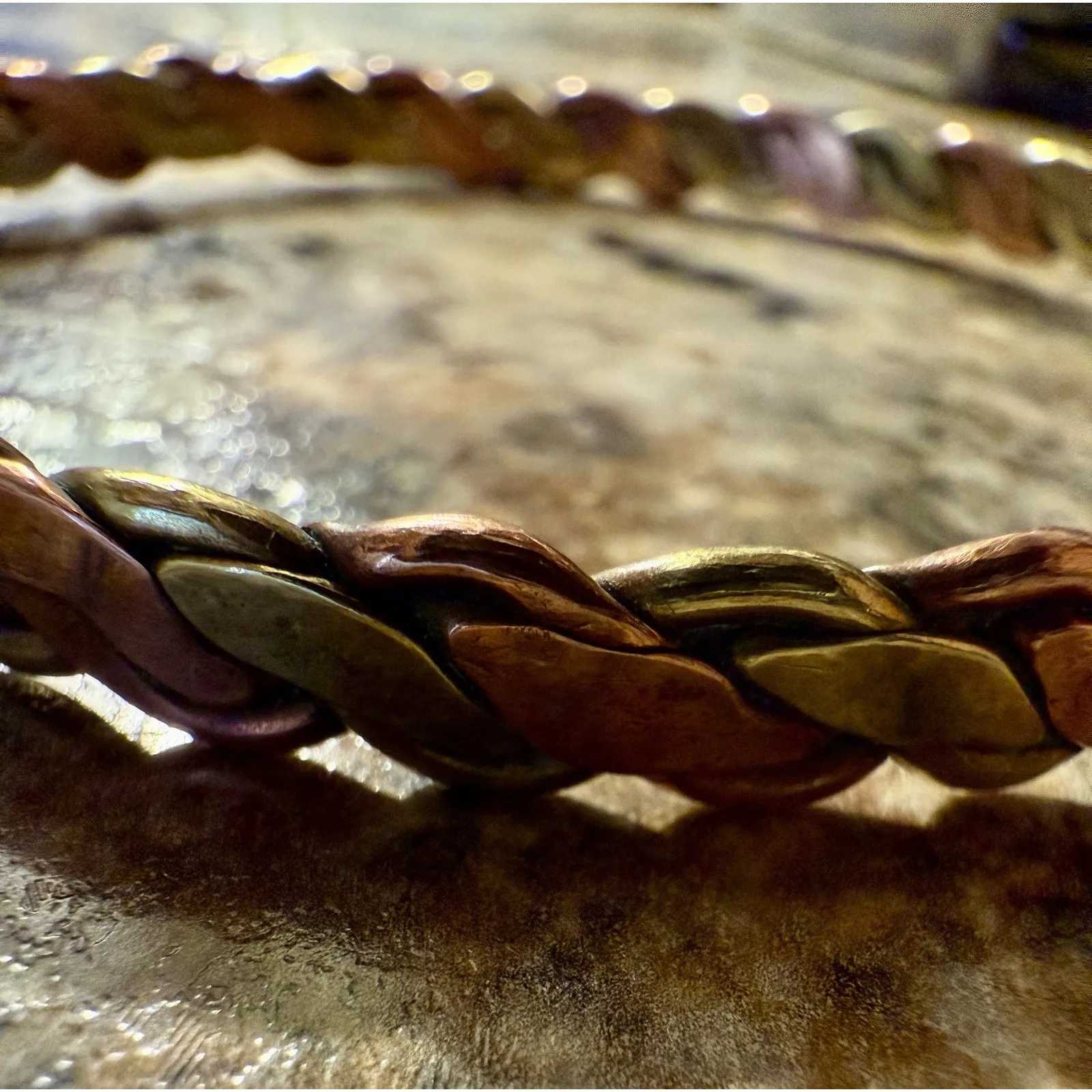 Vintage Handmade Flat Twisted Copper And‎ Brass Bangle Bracelet Unsigned EUC - Image 3