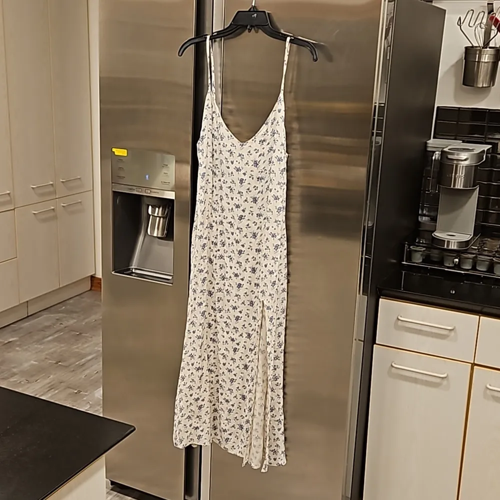 💕REFORMATION💕 Crimini Dress ~ Grace Blue & White Floral Print 10 NWOT - Image 11