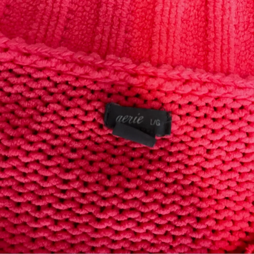 Aerie hot pink knit v neck sweater size large - Image 3