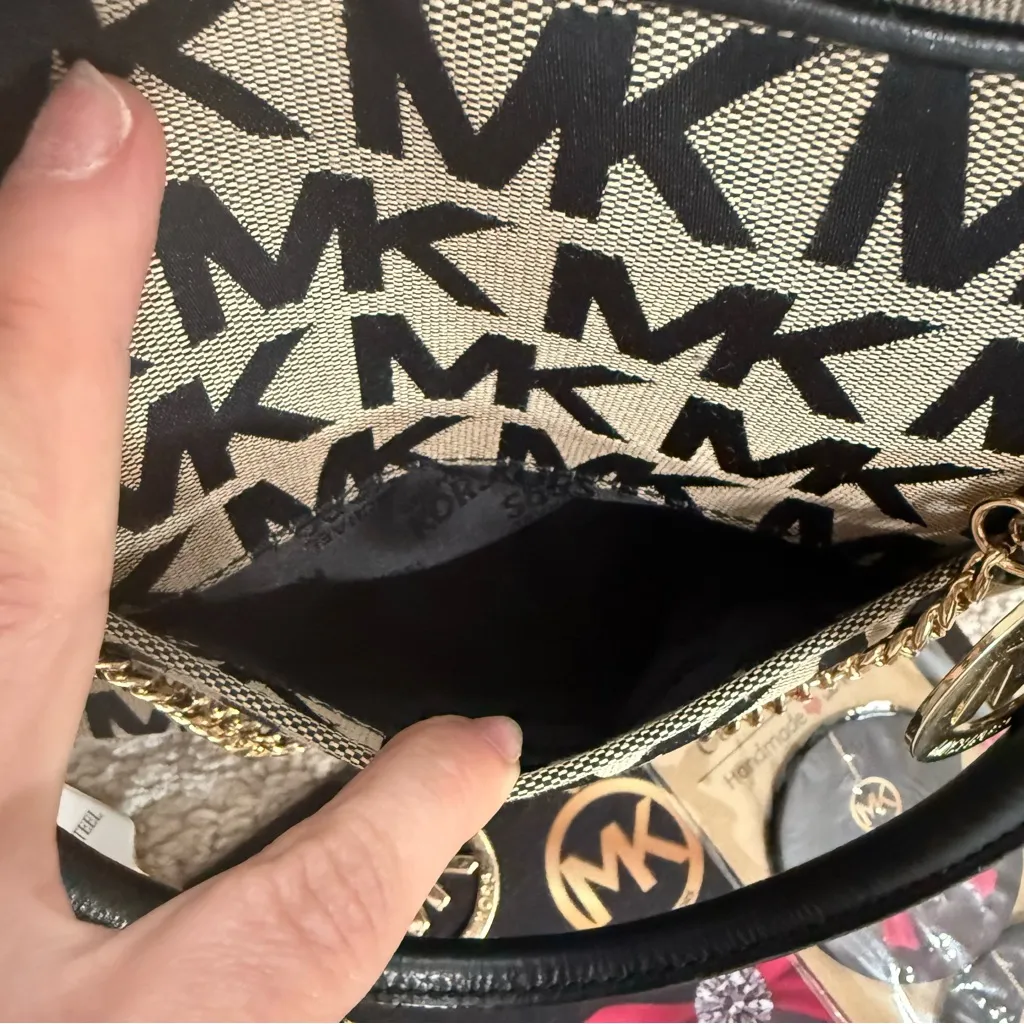 Michael Kors Veronica Monogram Canvas & Leather Dome Satchel - Image 5