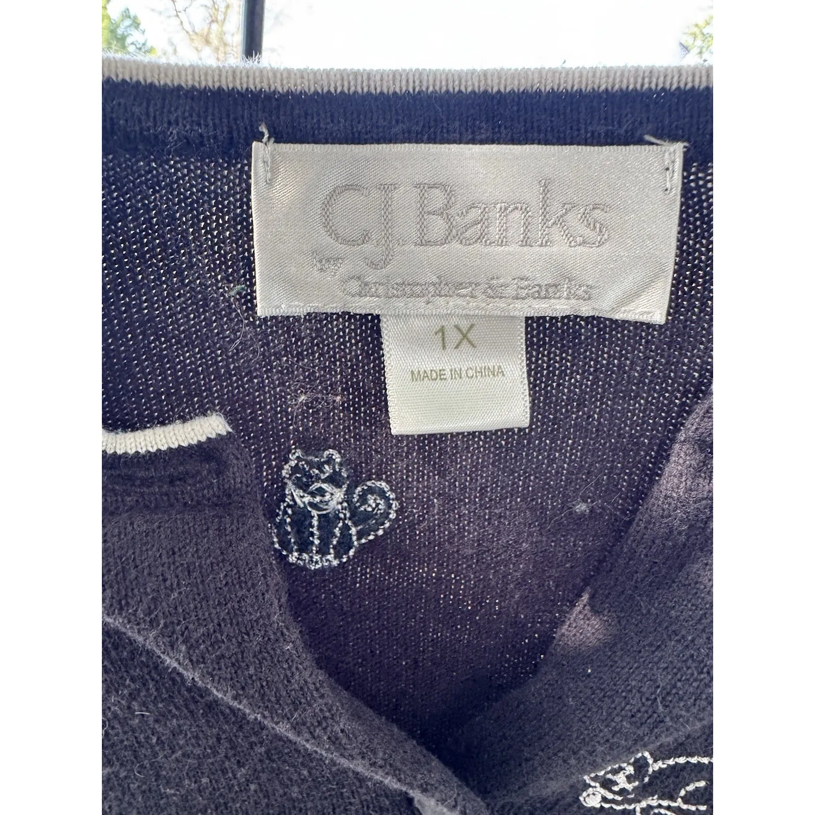 VNTG CJ Banks black button up 3/4 sleeve cardigan sweater with embroidered cats Size XL - Image 3