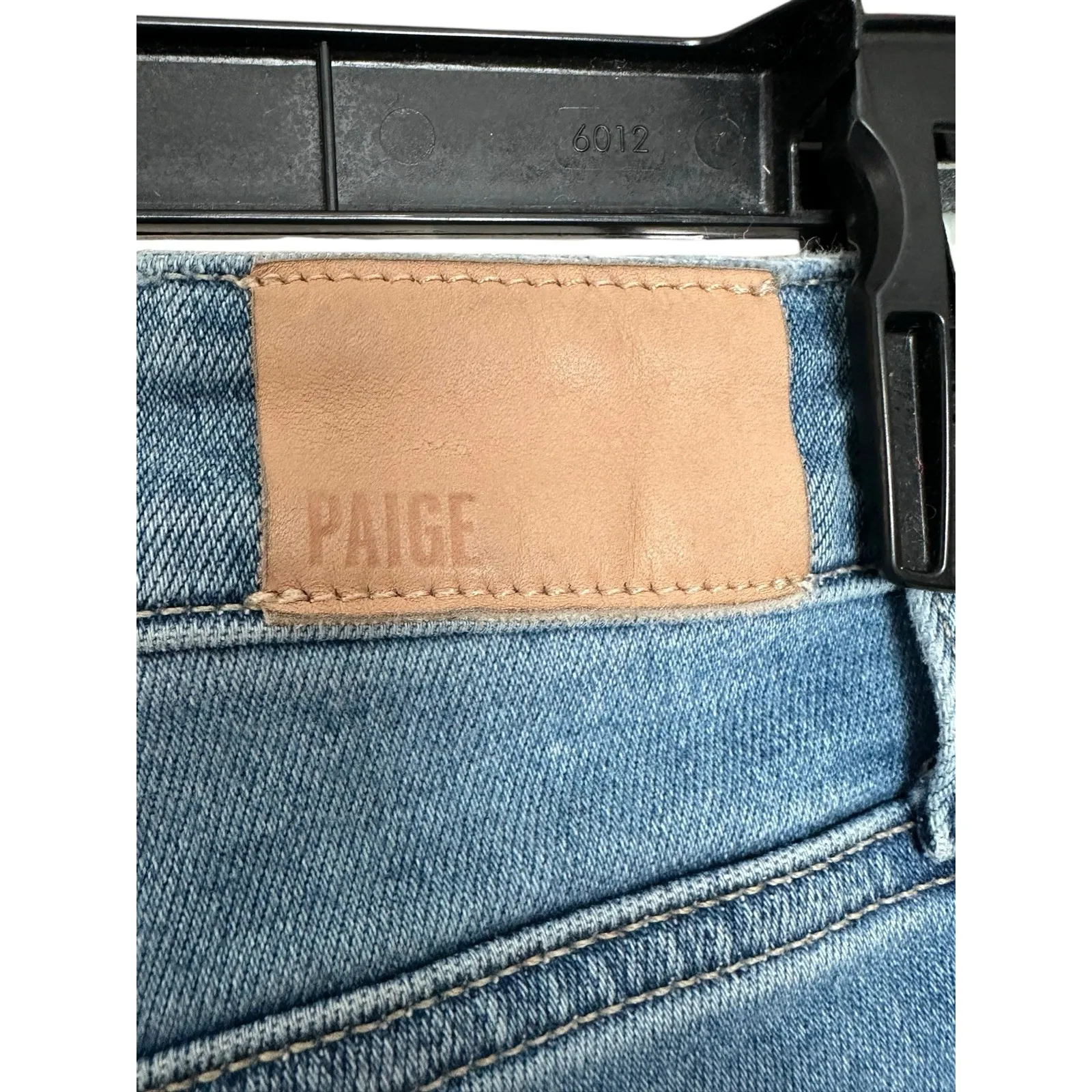 Paige‎ Jeans Women's Size 24 Femme Boot Flare Raw Hem Stretchy Light Wash #F7-0 - Image 5