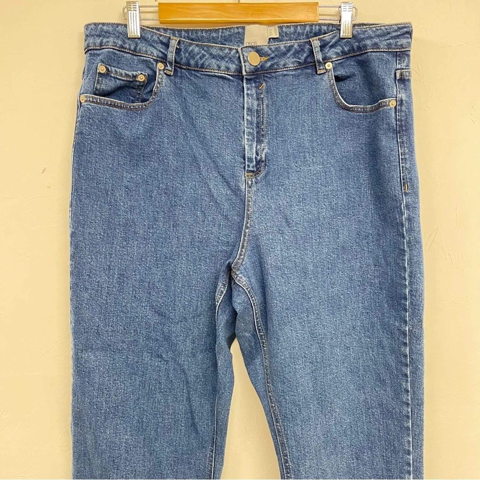 ASOS Curve High Rise Mom Jeans Womens 18 Blue Denim 90s Style Classic Zip Fly - Image 3