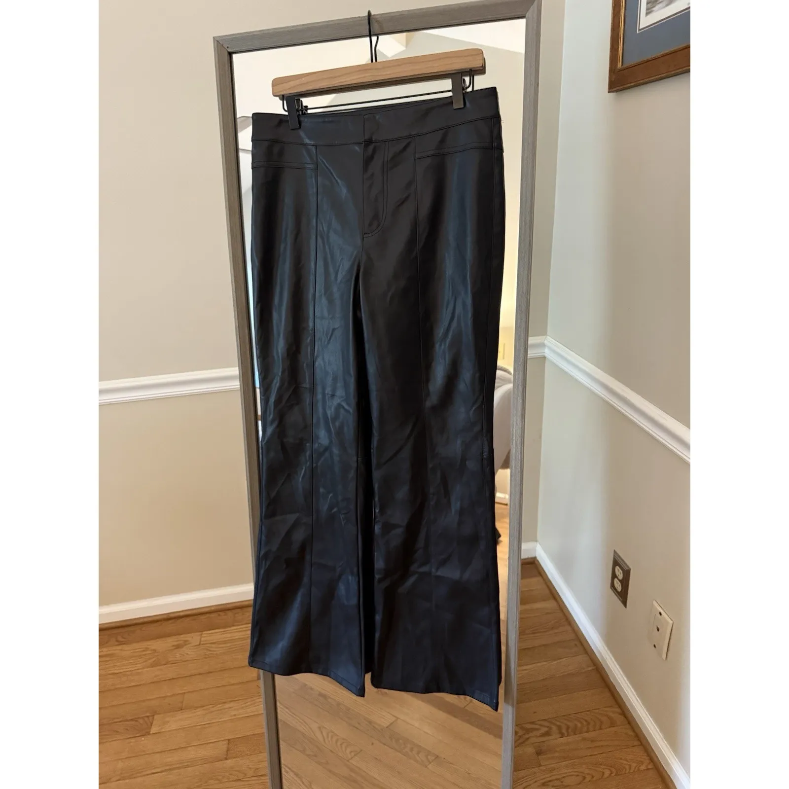 x We The Free Glow Up Faux Leather Pant In Black Size 12 - Image 2