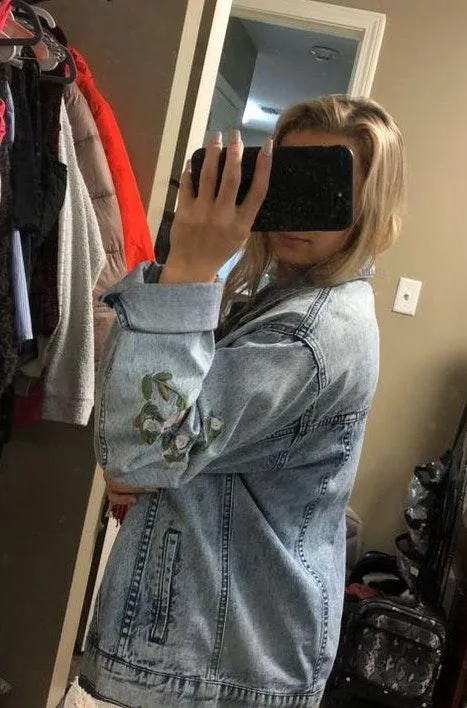 Forever 21 Blue Jean Embroidered Jacket - Image 3