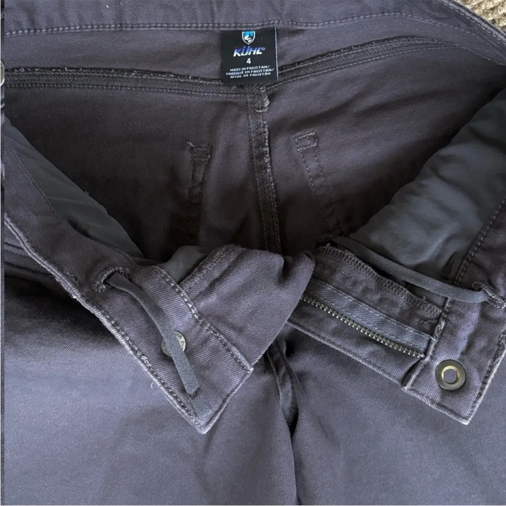 EUC Kühl Kontour 8" Shorts Grey Size
Retail $69.00 - Image 3