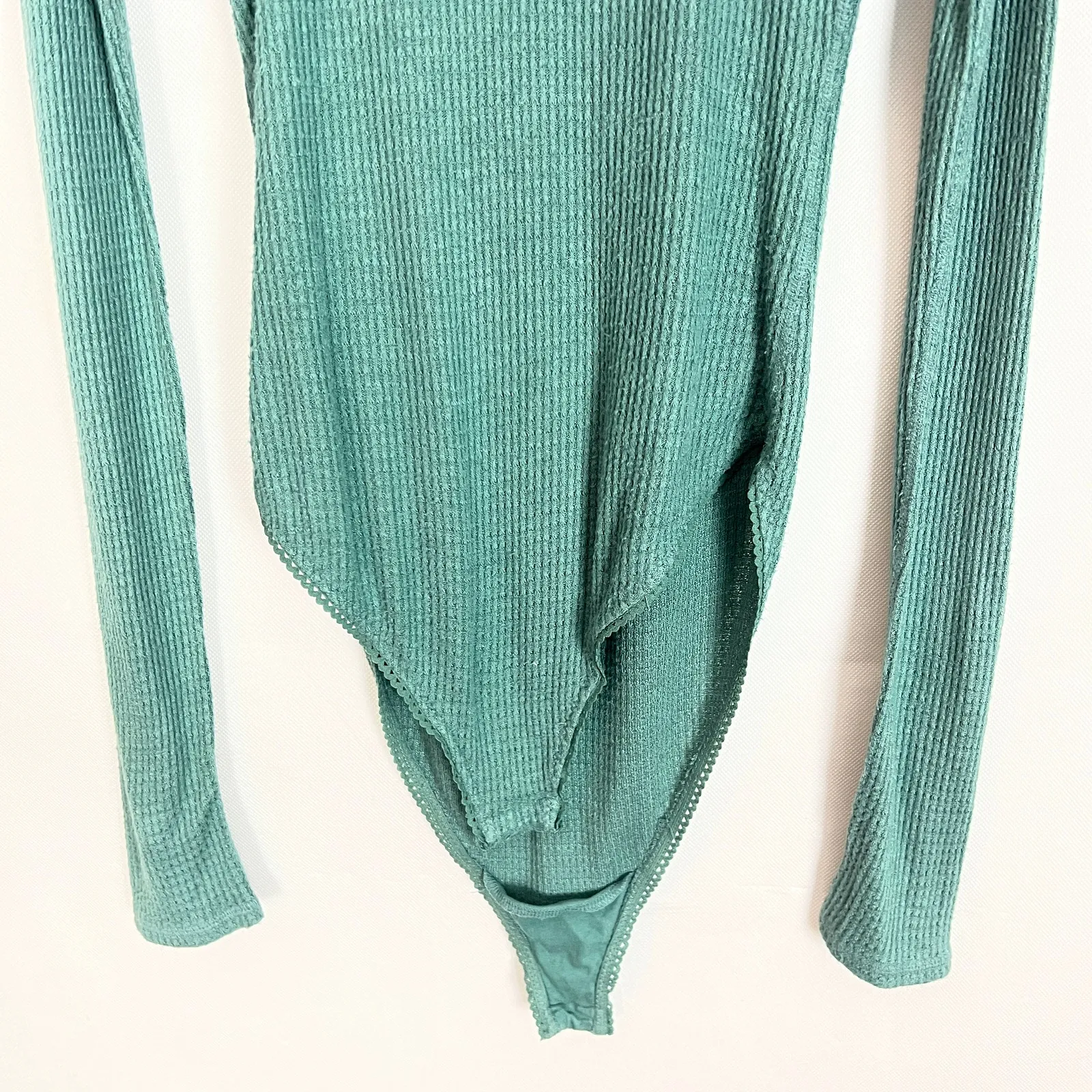 Intimately Free Womens Bodysuit Small Waffle Knit Stretch Turtleneck Minimalist - Image 3