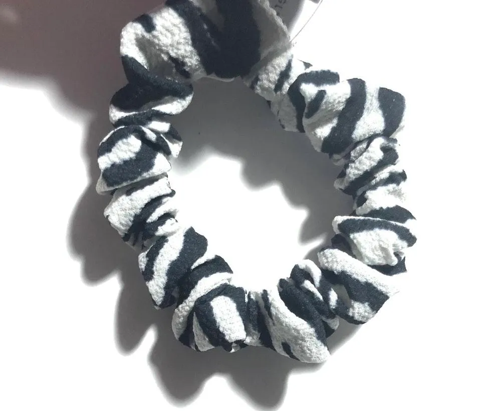 American Eagle Scrunchie Set - Image 4
