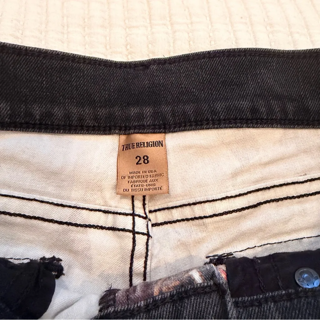 True Religion Y2K Vintage Joey Short Low Rise All Over Print Women's Size 28 - Image 7
